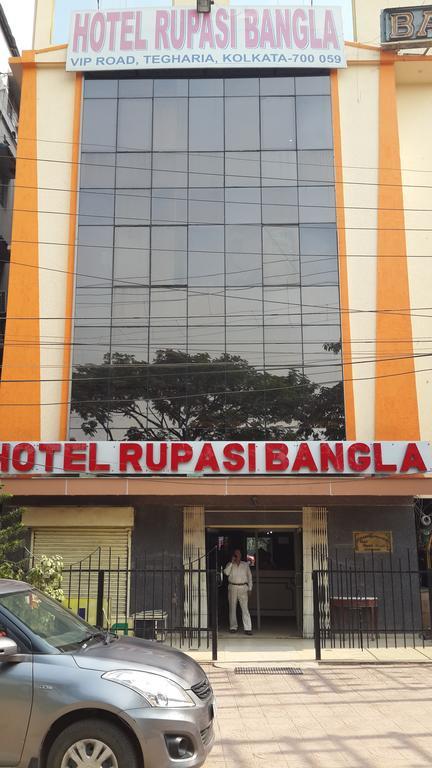 Hotel Rupasi Bangla Kolkata Exterior photo