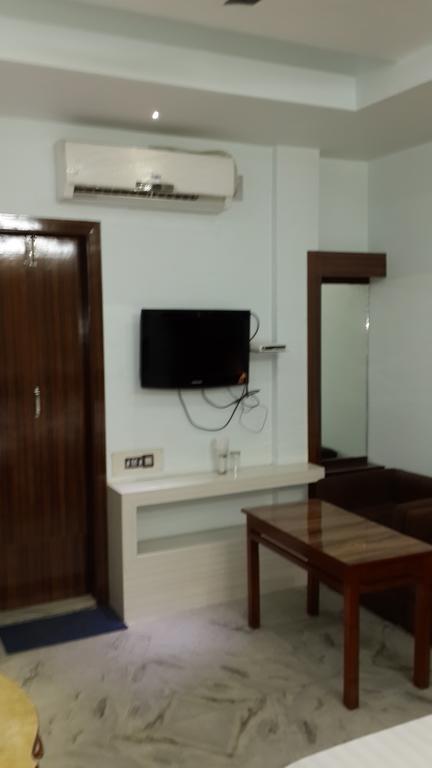 Hotel Rupasi Bangla Kolkata Room photo